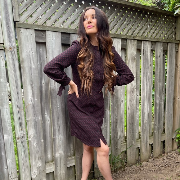 Banana Republic shift dress long sleeves - Picture 2 of 5